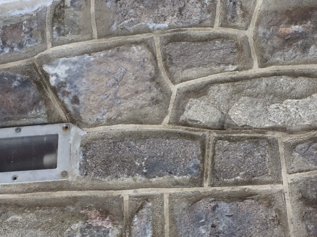 ribbon pointing stone wall